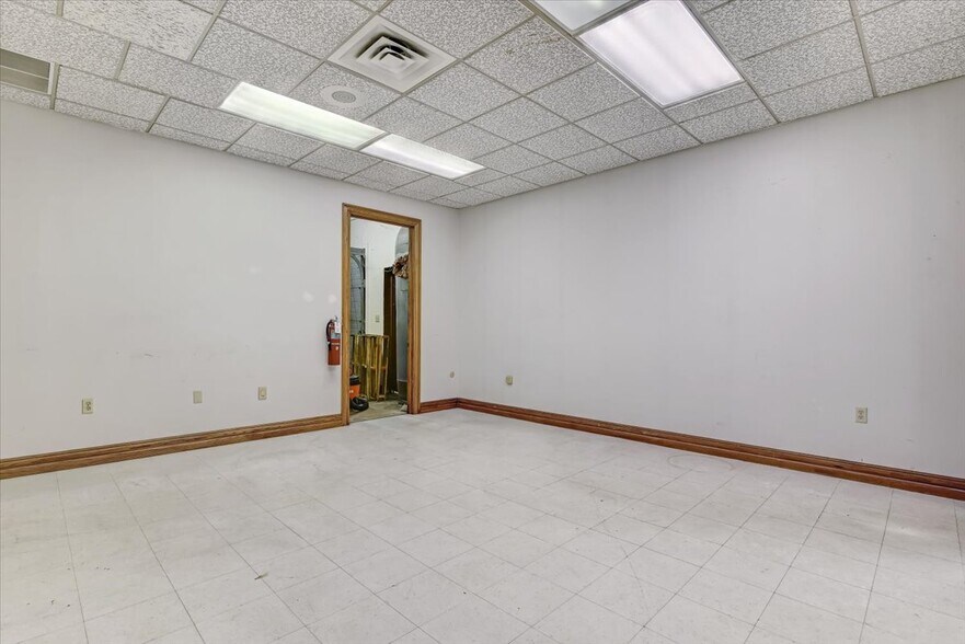 More Photos Of 1337 N Main Ave, Scranton Medical For Lease