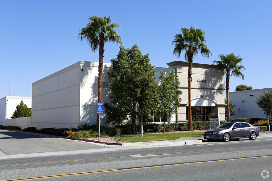 More Photos Of 43152 Madison St, Indio Warehouse For Lease