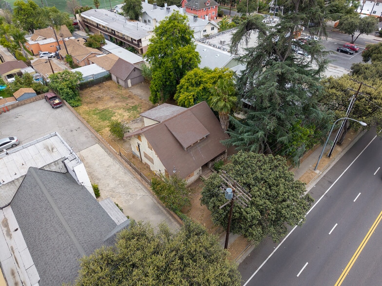More Photos Of 366 E Orange Grove Blvd, Pasadena Land For Sale