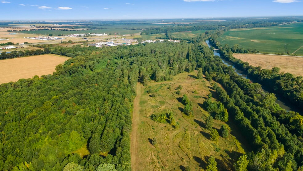 More Photos Of 2948 State Highway V, Matthews Light Manufacturing For Sale