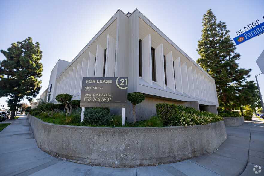 Primary Photo Of 10841 Paramount Blvd, Downey Coworking Space