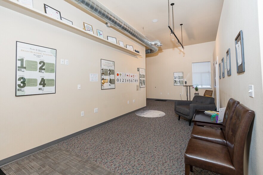 More Photos Of 210-214 W Sunset Ave, Coeur d'Alene Freestanding For Lease