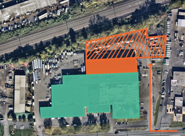 More Photos Of 100 Main St, Tullytown Warehouse For Lease