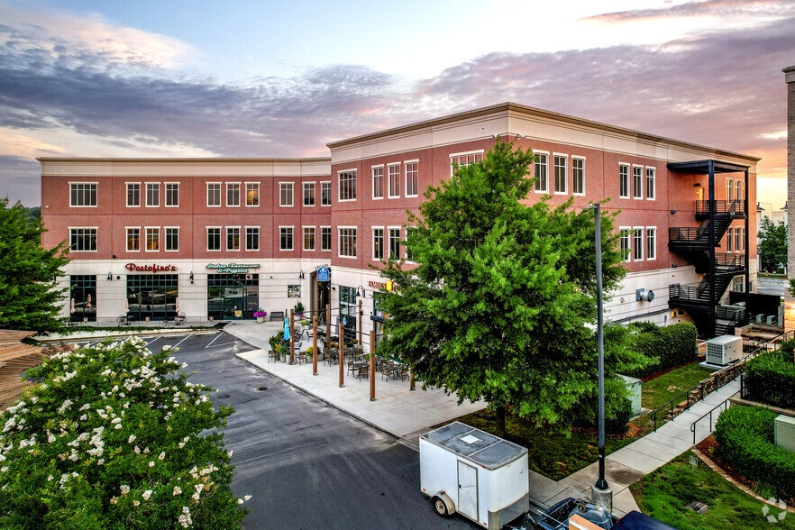 More Photos Of 2015 Ayrsley Town Blvd, Charlotte Unknown For Lease