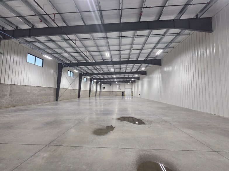 More Photos Of 445 N Sheridan, South Bend Manufacturing For Sale