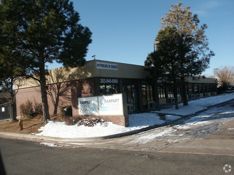 More Photos Of 9910-9940 E Costilla Ave, Englewood Self Storage For Lease