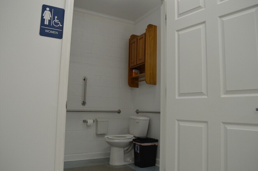 739 Old US 1, Moncure, NC 27559 Office For Lease