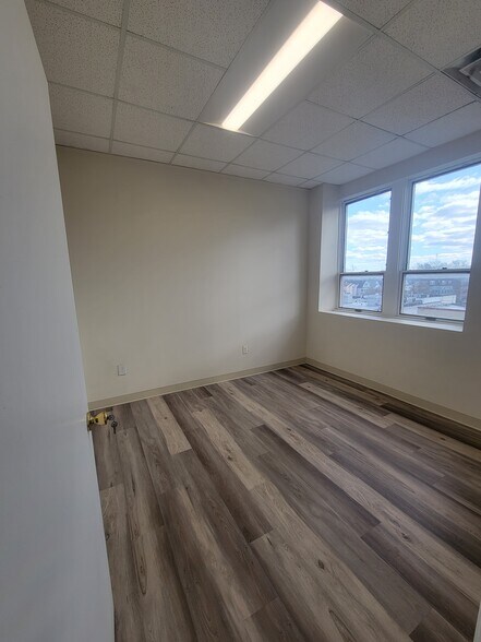 More Photos Of 576 Central Ave, East Orange Office For Lease