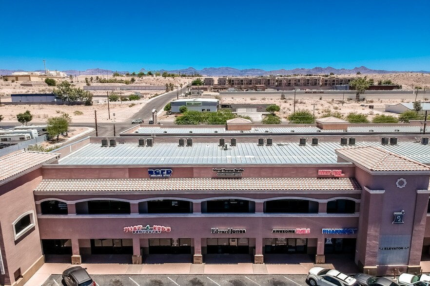 More Photos Of 2580 Highway 95, Bullhead City Unknown For Lease