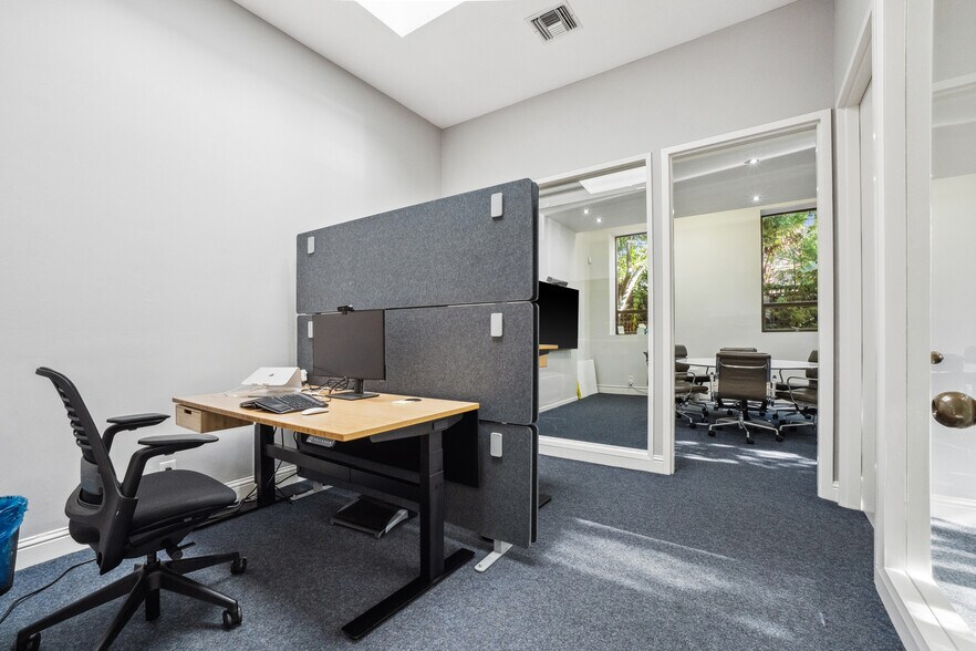 More Photos Of 247 High St, Palo Alto Office For Lease