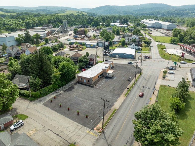 More Photos Of 2840 Ligonier St, Latrobe Office For Sale