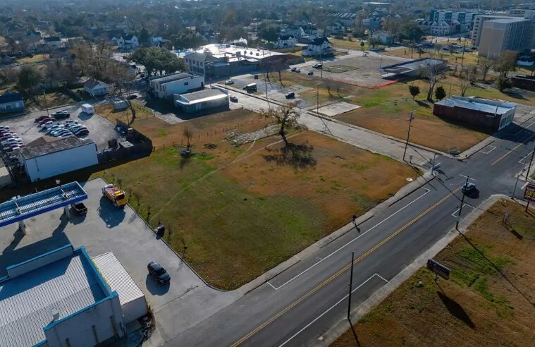 More Photos Of 0 Ryan St, Lake Charles Land For Sale