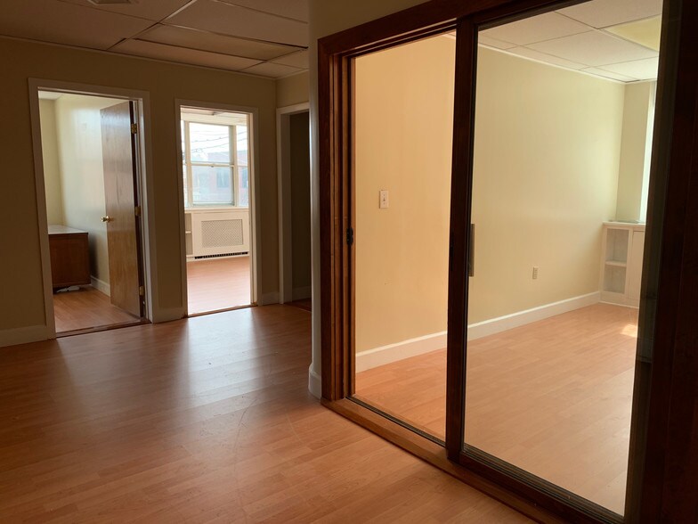 More Photos Of 53-55 Market St, Poughkeepsie Storefront Retail Office For Lease