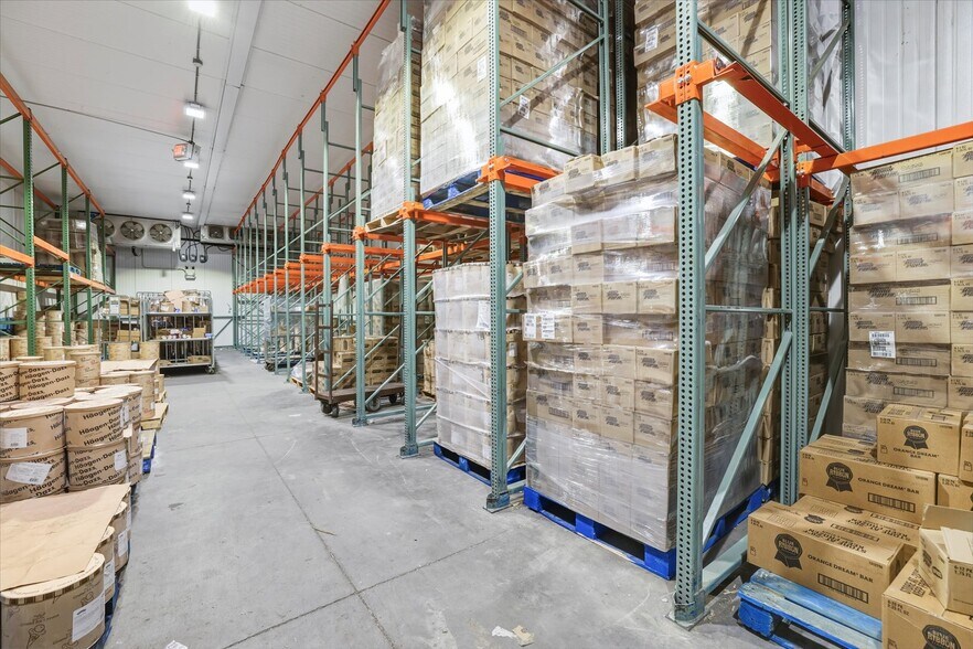 More Photos Of 4447 Entrepot Blvd, Tallahassee Refrigeration Cold Storage For Lease