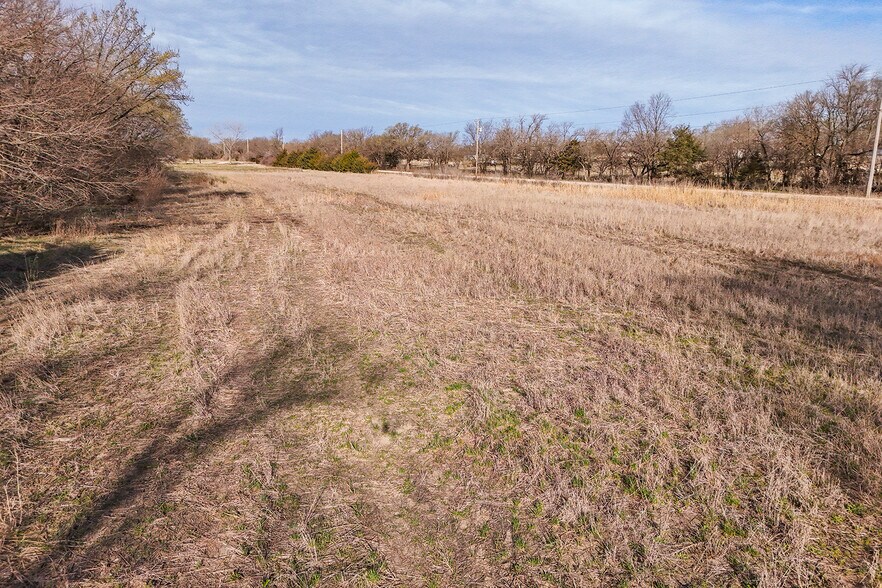 More Photos Of 2.45+/- Acres on 55th and 159th st, Rose Hill Land For Sale