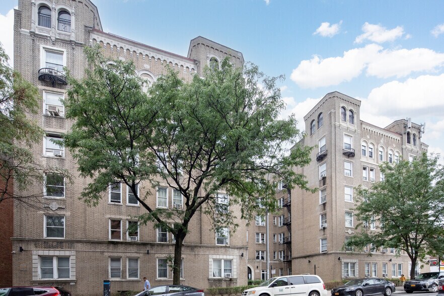 Primary Photo Of 80-20 Broadway, Flushing Apartments For Lease