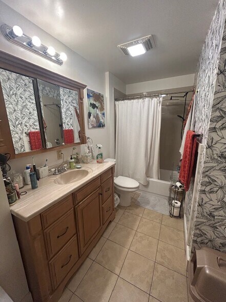 More Photos Of 89 Columbia St, Albany Apartments For Sale