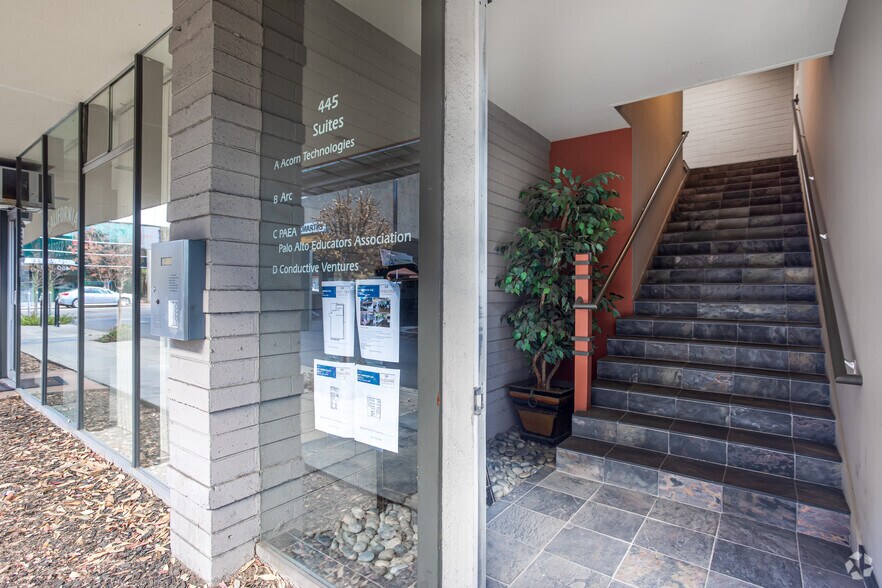 More Photos Of 433-445 Cambridge Ave, Palo Alto Loft Creative Space For Lease