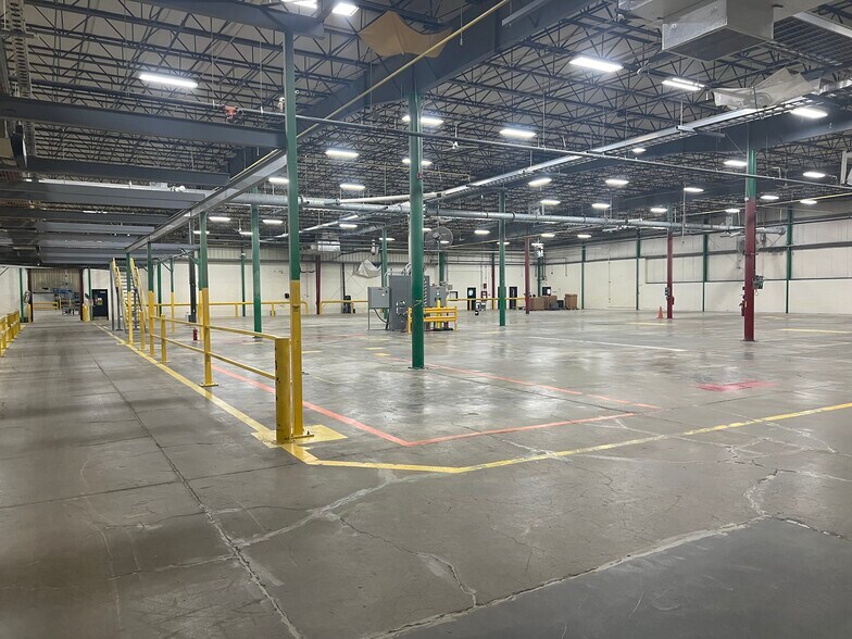 More Photos Of 72 County Route 53, Greenwich Manufacturing For Lease
