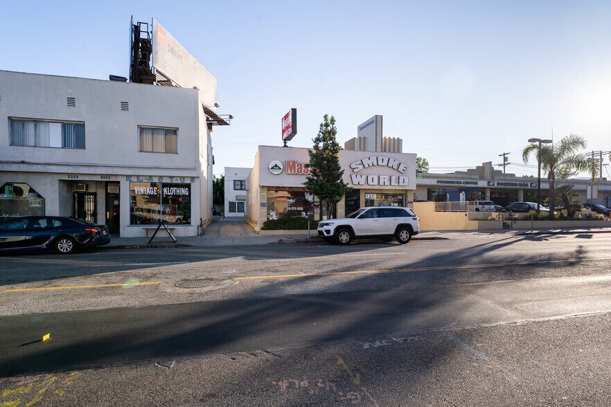 More Photos Of 2245-2251 Westwood Blvd, Los Angeles Storefront For Sale