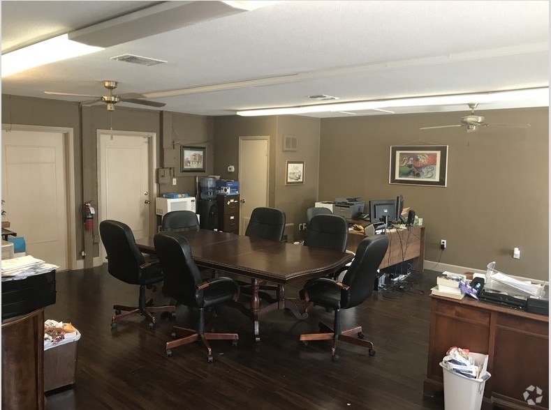 More Photos Of 1115 E Altamonte Dr, Altamonte Springs Storefront Retail Office For Sale
