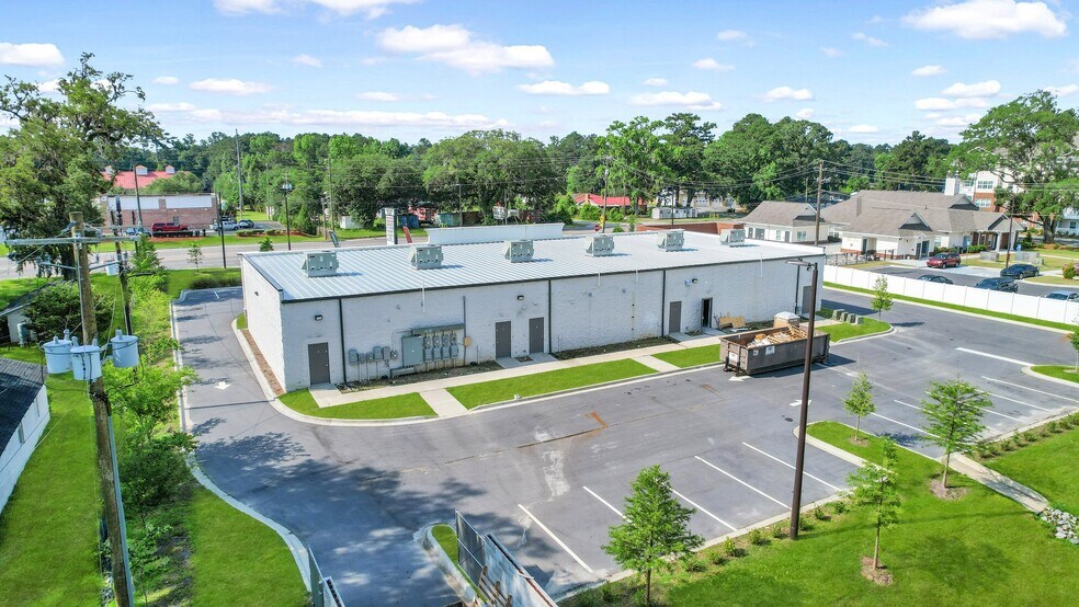 More Photos Of 4410 Ogeechee Rd, Savannah Storefront Retail Office For Lease
