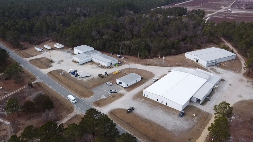 More Photos Of 11375 US-701 Hwy, Elizabethtown Refrigeration Cold Storage For Sale