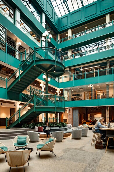 More Photos Of 15 Main St SE, Minneapolis Unknown For Lease