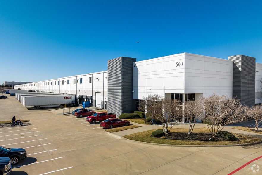 More Photos Of 500 Enterprise Dr, Flower Mound Distribution For Lease
