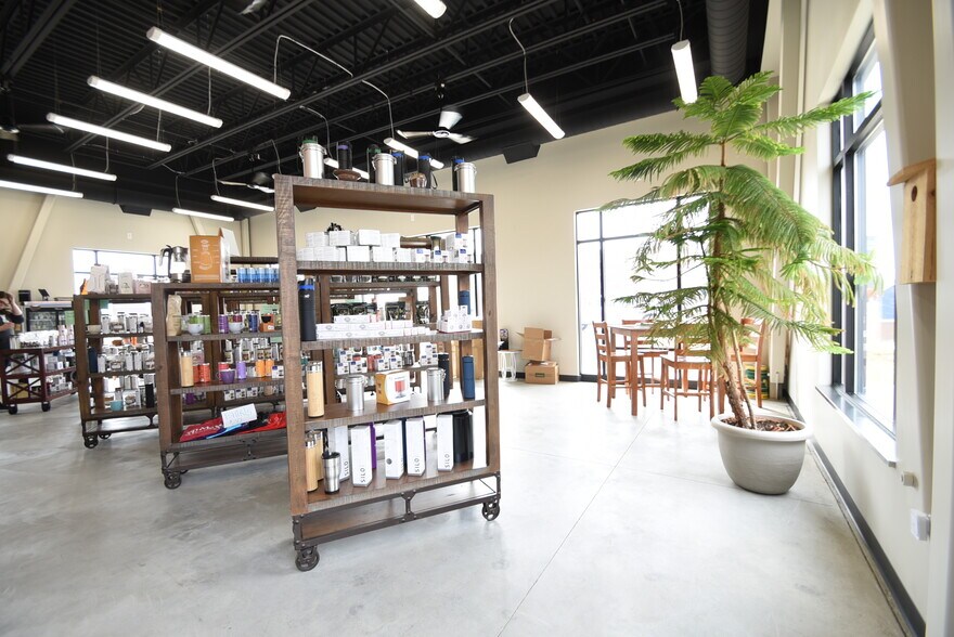 More Photos Of 3139 Bluestem Dr, West Fargo Freestanding For Lease