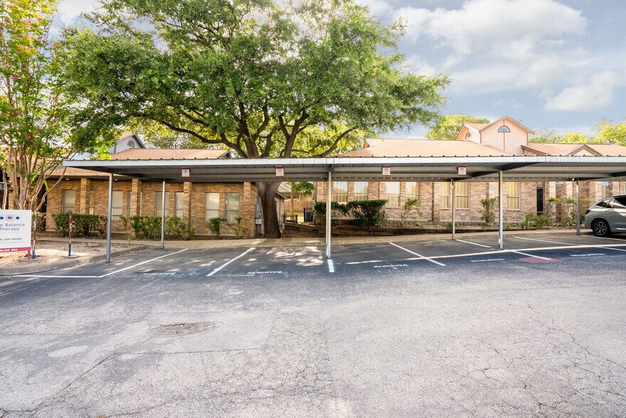 More Photos Of 8627 Cinnamon Creek Dr, San Antonio Medical For Lease