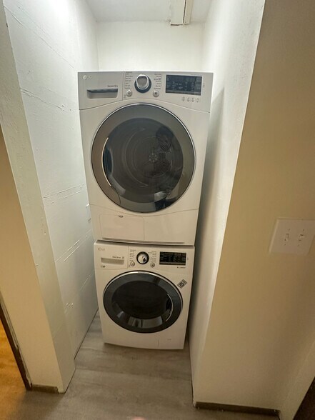 More Photos Of 17820 Smokey Point Blvd, Arlington Apartments For Sale