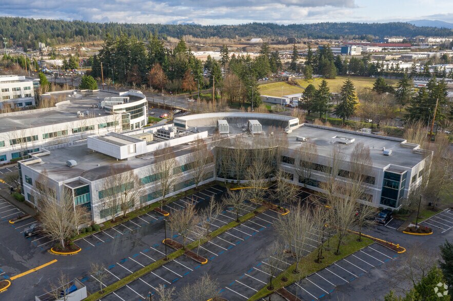 More Photos Of 18200 NE Union Hill Rd, Redmond Office For Lease