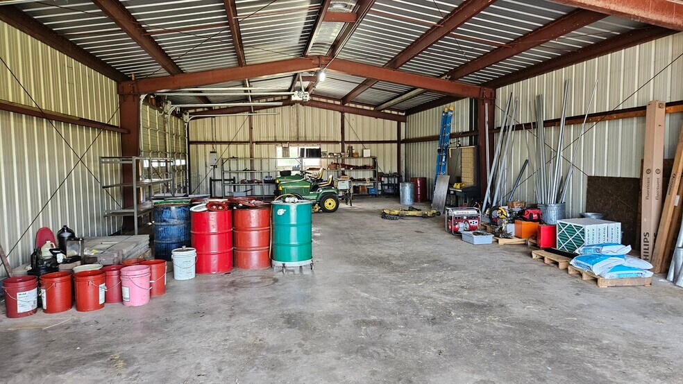 More Photos Of 16771 S 15th St, Galesville Warehouse For Sale