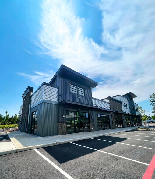 More Photos Of 15610 SE 272nd St, Kent Unknown For Lease