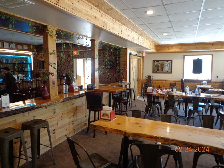 More Photos Of 2570 N Saint Helen Rd, Saint Helen Restaurant For Sale