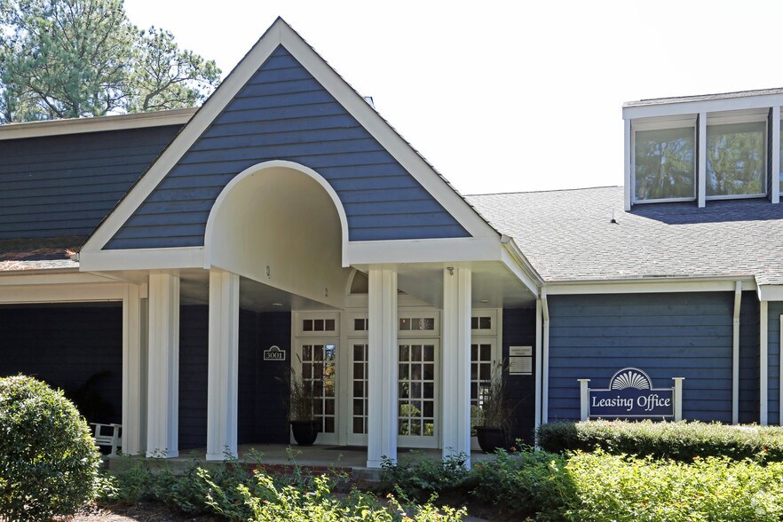More Photos Of 3001 Reflections Way, Virginia Beach Apartments For Sale