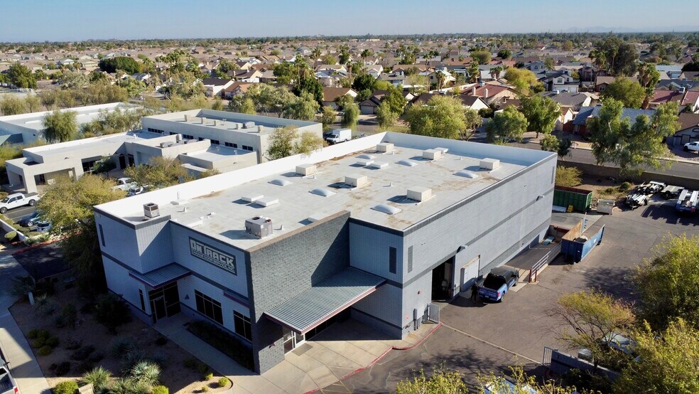 More Photos Of 4821 E Indigo St, Mesa Distribution For Sale