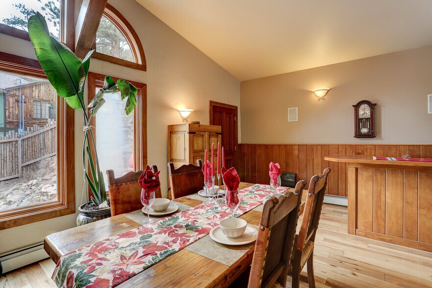 More Photos Of 468 Riverside Dr, Lyons Specialty For Sale