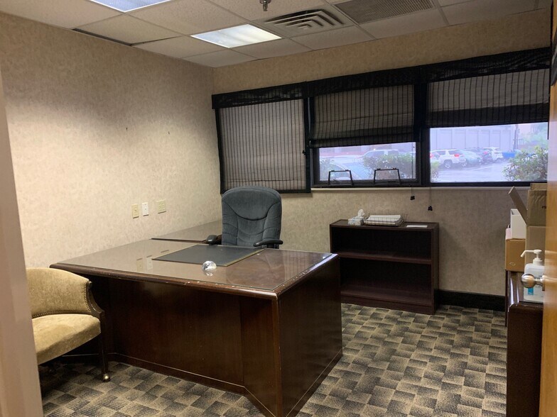 More Photos Of 725 Reservoir Ave, Cranston Medical For Sale