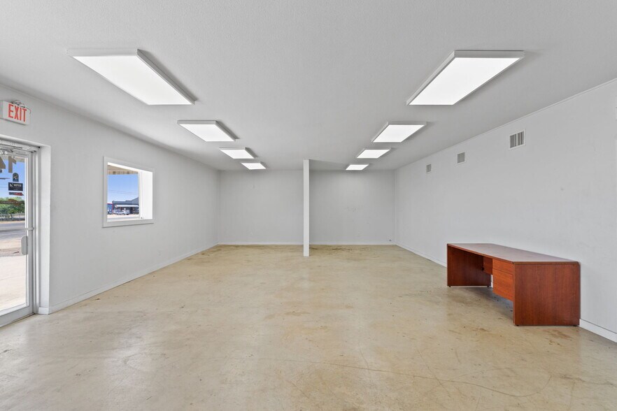 More Photos Of TBD Hwy 281 South, Marble Falls Land For Sale