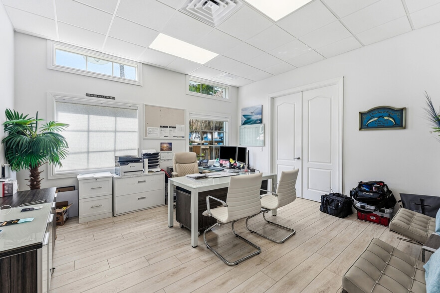 More Photos Of 250-300 SW Monterey Rd, Stuart Freestanding For Sale