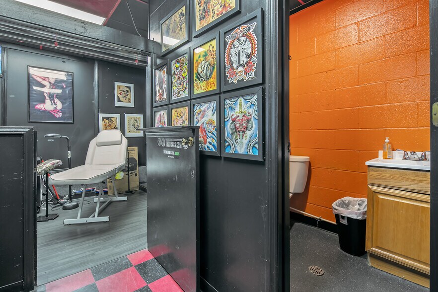 More Photos Of 5955 Yadkin Rd, Fayetteville Freestanding For Sale