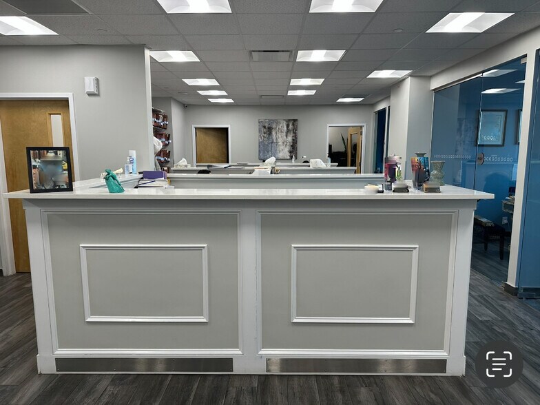 More Photos Of 23-25 31st St, Astoria Medical For Lease