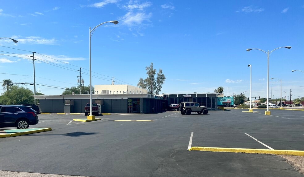 More Photos Of 629 E Chandler Blvd, Chandler Freestanding For Lease