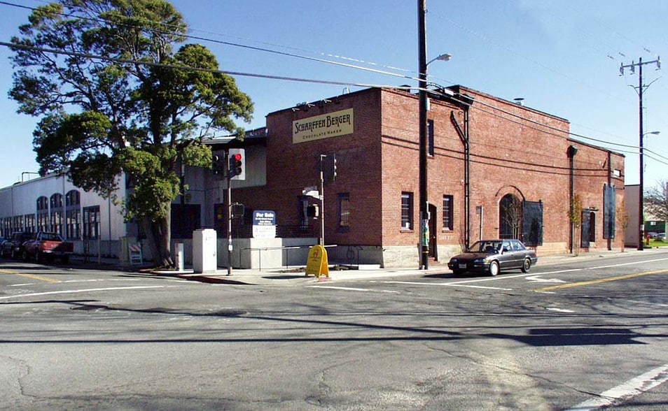 More Photos Of 2865 7th St, Berkeley Warehouse For Lease