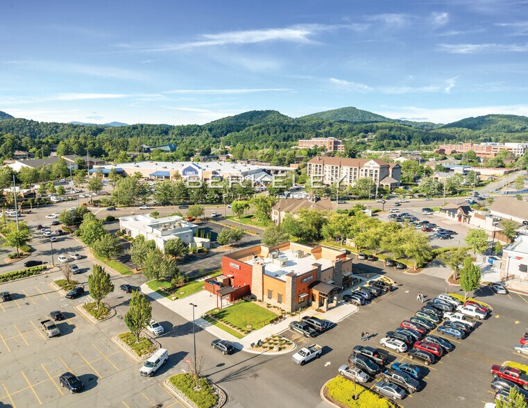 More Photos Of 187 Watauga Village Dr, Boone Restaurant For Sale
