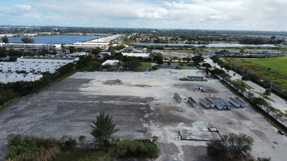 More Photos Of 2501 Wiles Rd, Deerfield Beach Unknown For Lease