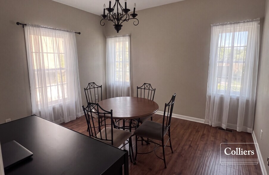More Photos Of 235 Huger St, Charleston Storefront Retail Office For Sale