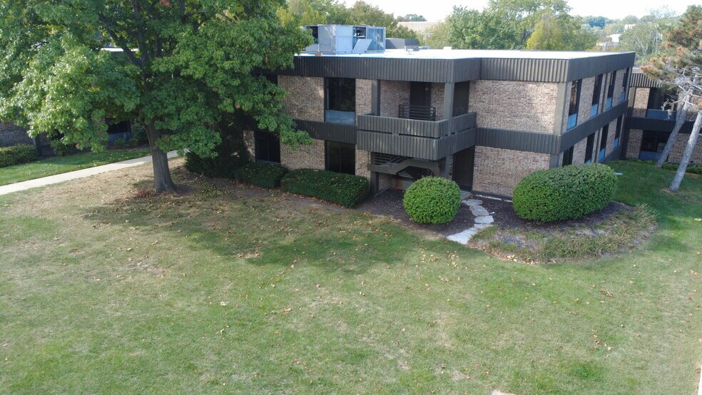 More Photos Of 6330 Lamar Ave, Overland Park Unknown For Lease
